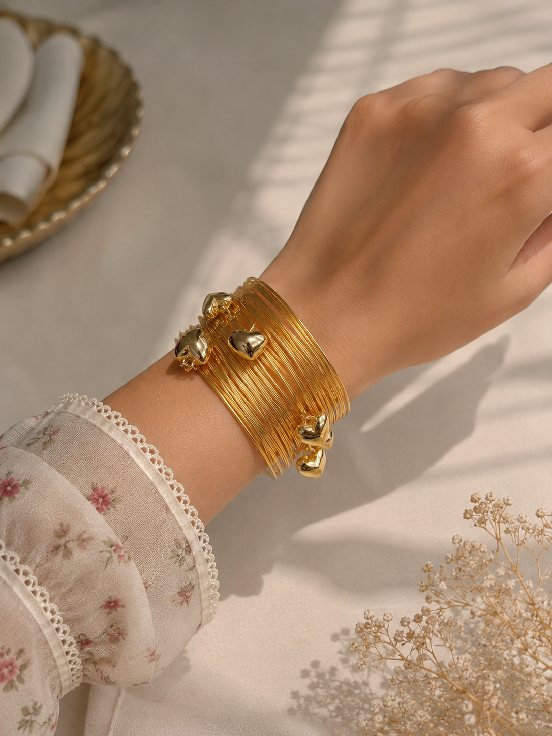 Gold Plated Heart Charm Wire Bangles Set for Women
