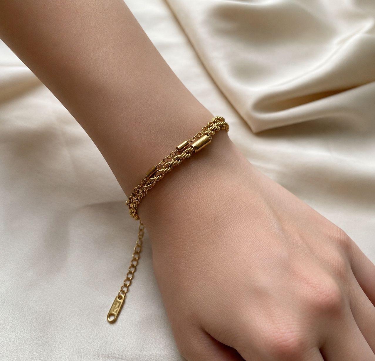 Royal link Gold Bracelet