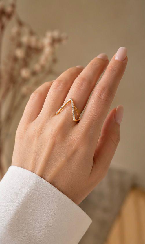 Elegant Gold Plated V-Shape Crystal Ring for Women